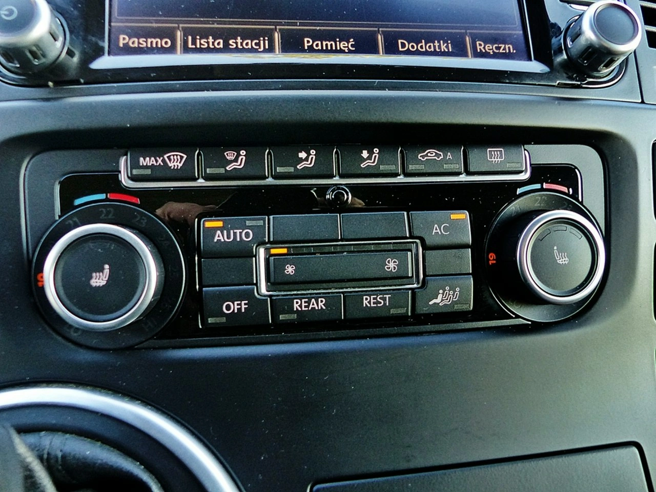 Volkswagen Multivan - Zdjęcie 34