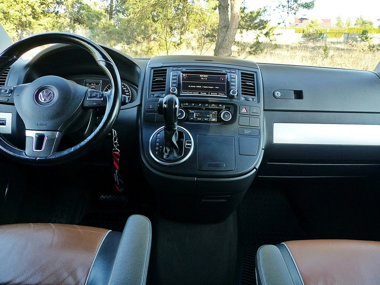 Volkswagen Multivan - Zdjęcie 38