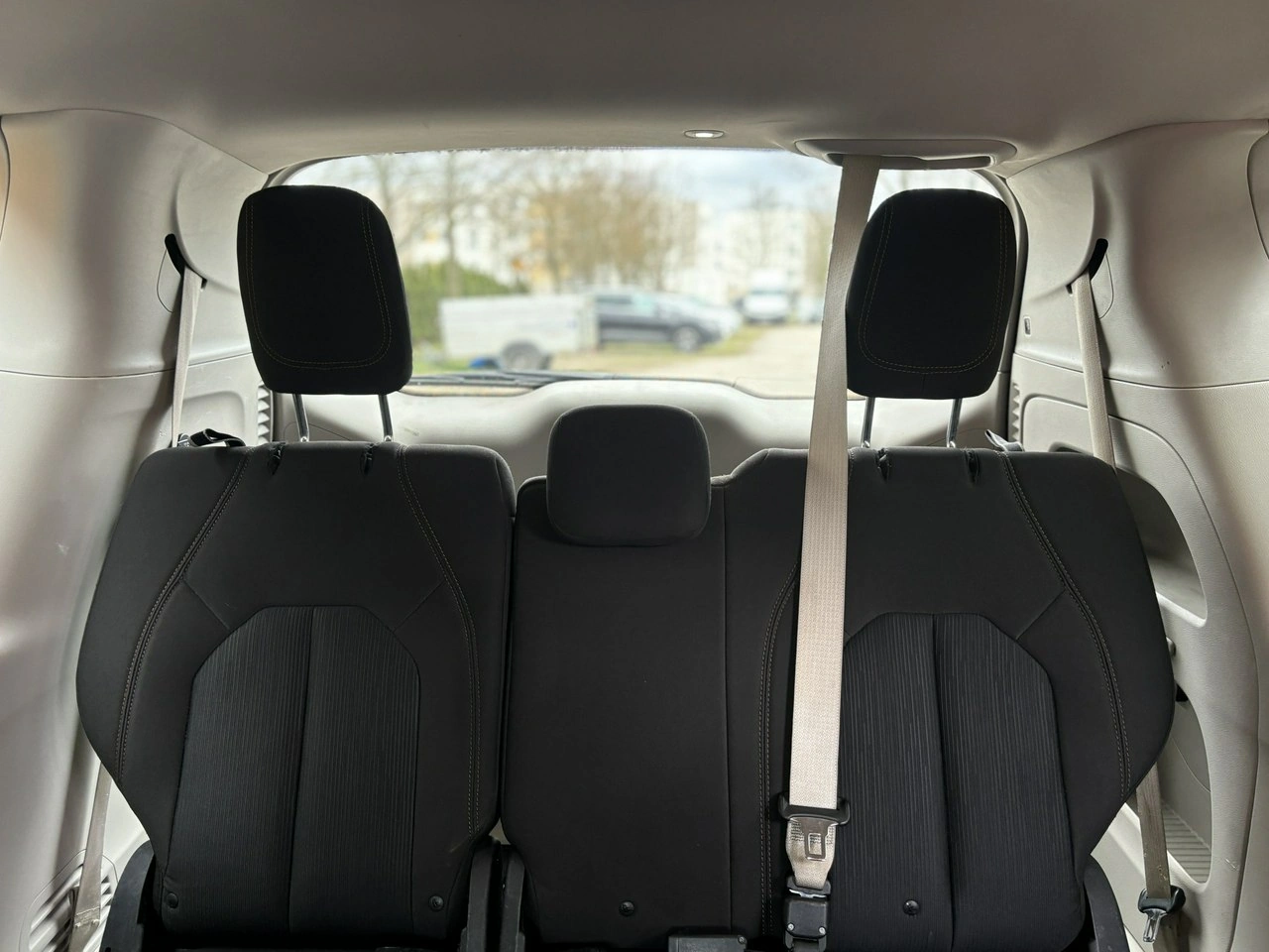 Chrysler Pacifica - Zdjęcie 11