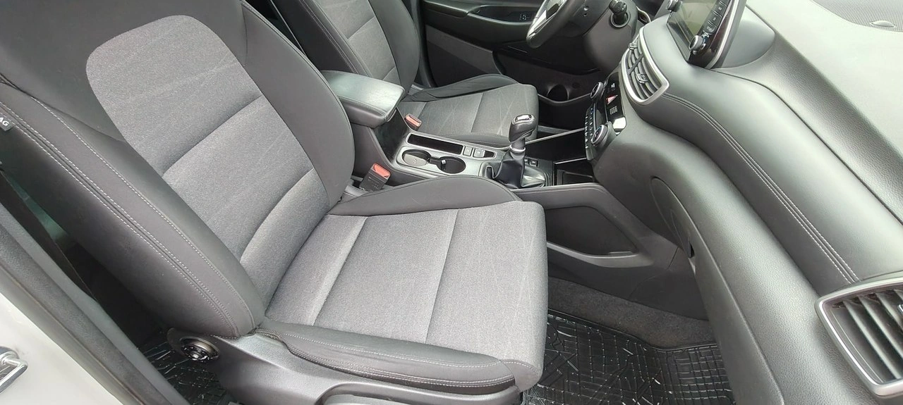 Hyundai Tucson - Zdjęcie 13