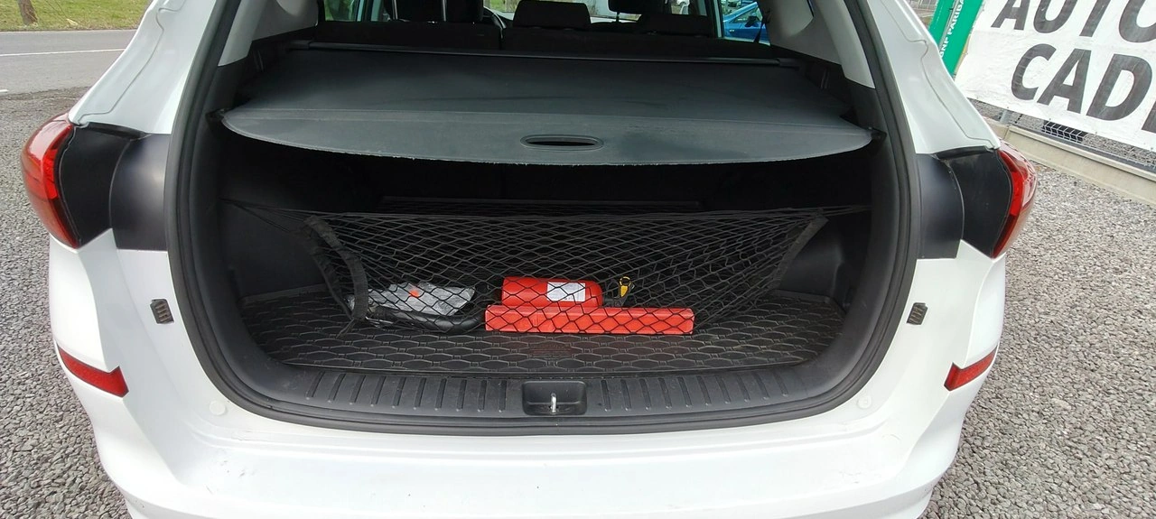 Hyundai Tucson - Zdjęcie 17
