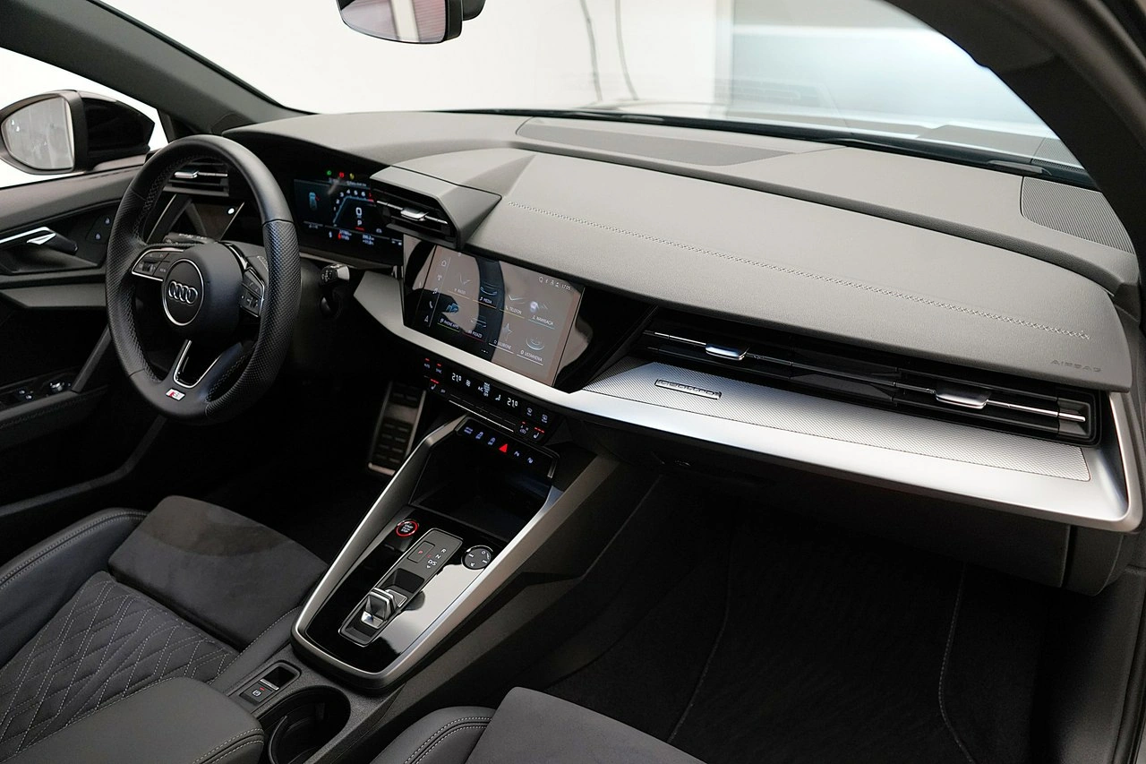 Audi S3 - Zdjęcie 25