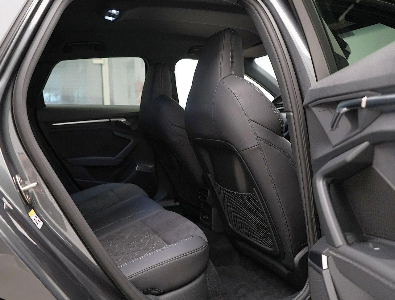 Audi S3 - Zdjęcie 27