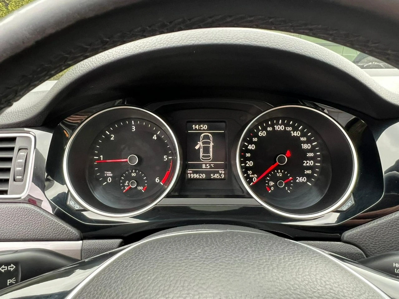 Volkswagen Jetta - Zdjęcie 13