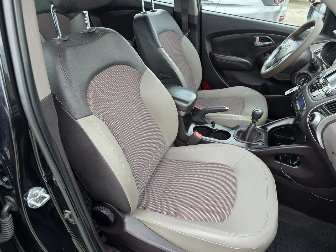 Hyundai ix35 - Zdjęcie 19