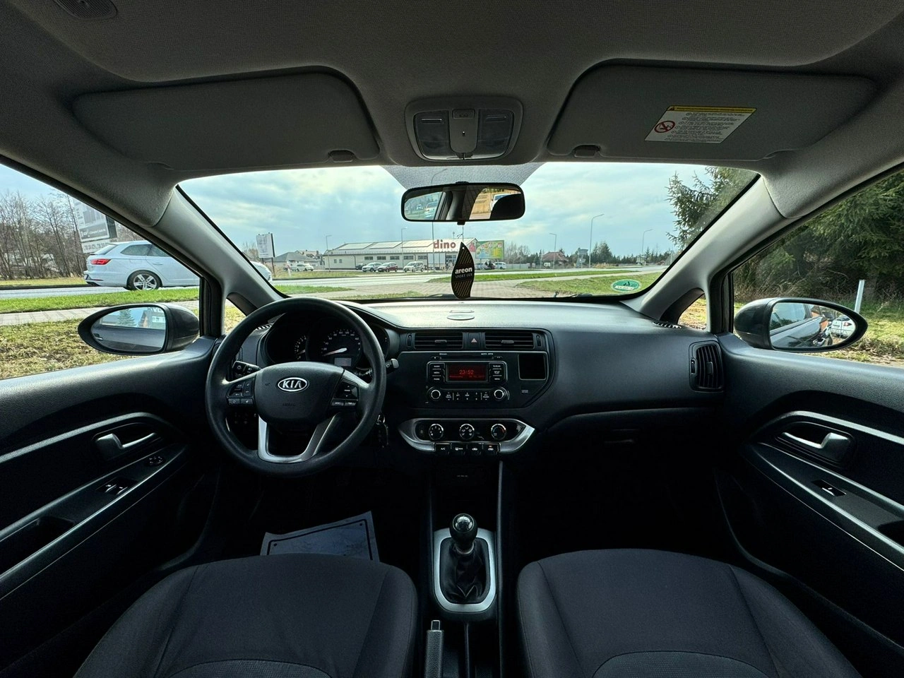 Kia Rio - Zdjęcie 16