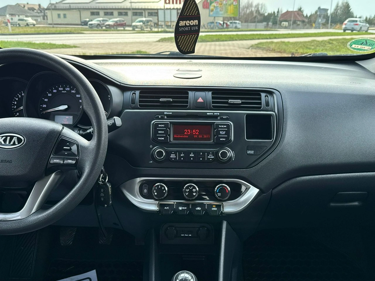 Kia Rio - Zdjęcie 20