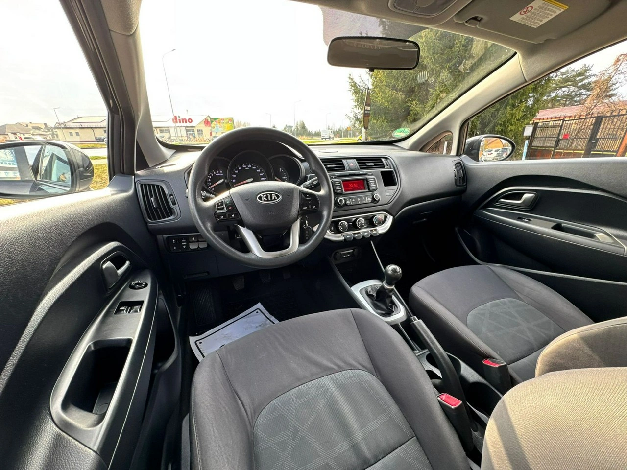 Kia Rio - Zdjęcie 21