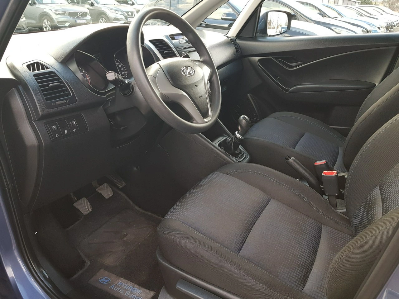 Hyundai ix20 - Zdjęcie 9