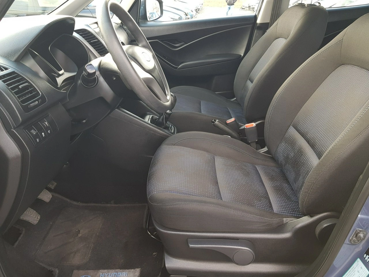 Hyundai ix20 - Zdjęcie 8