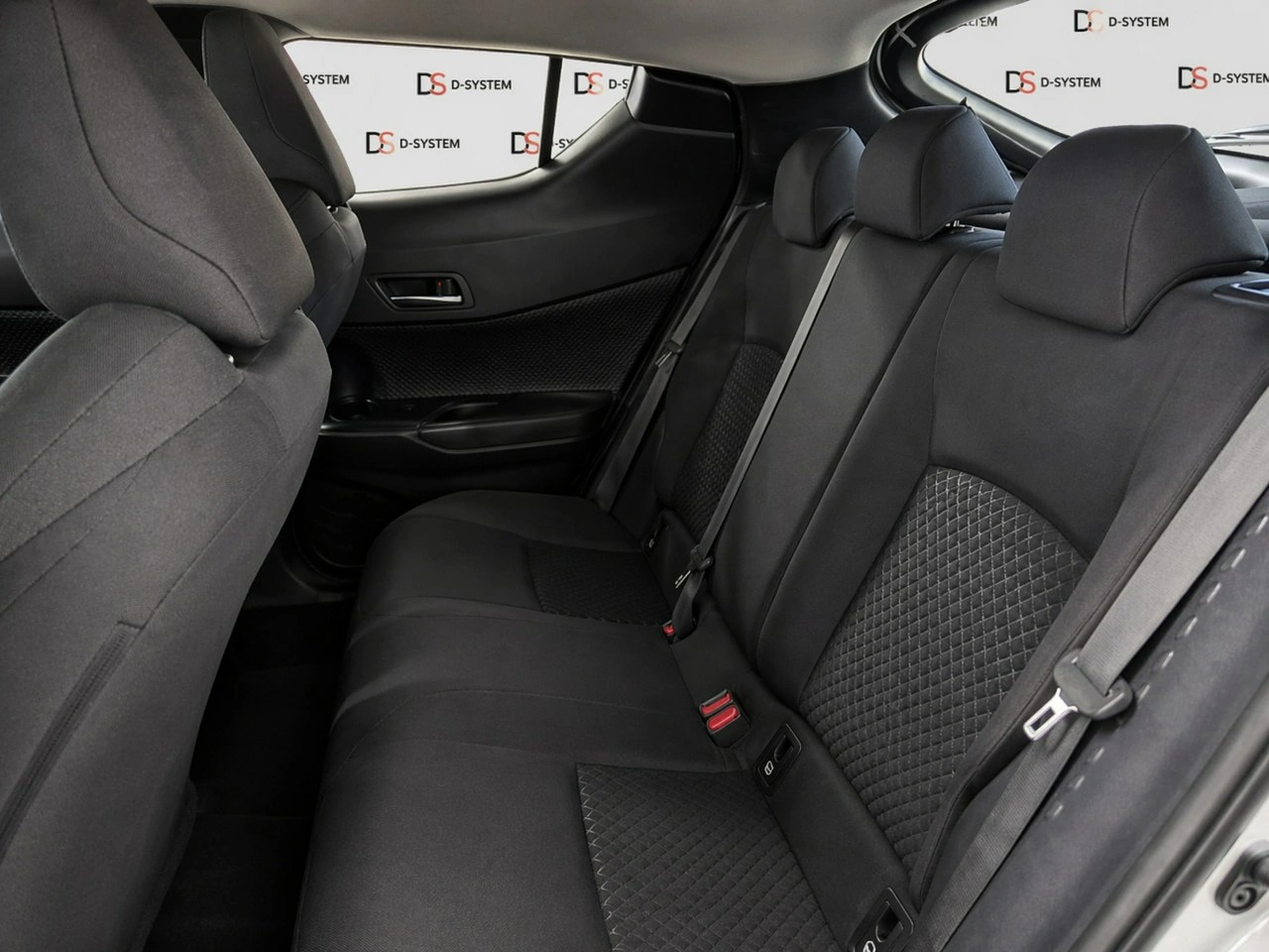 Toyota C-HR - Zdjęcie 4