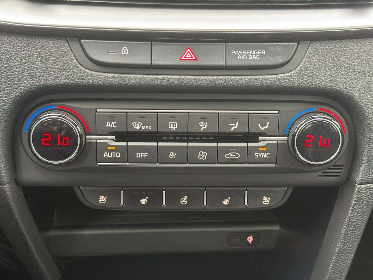 Kia XCeed - Zdjęcie 32