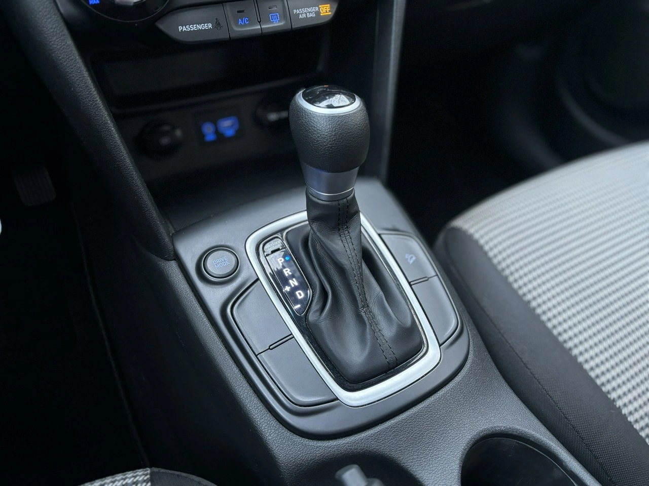 Hyundai Kona - Zdjęcie 13