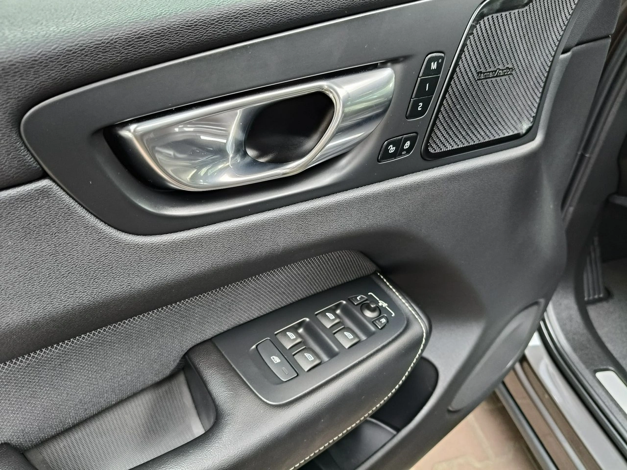 Volvo XC 60 - Zdjęcie 19