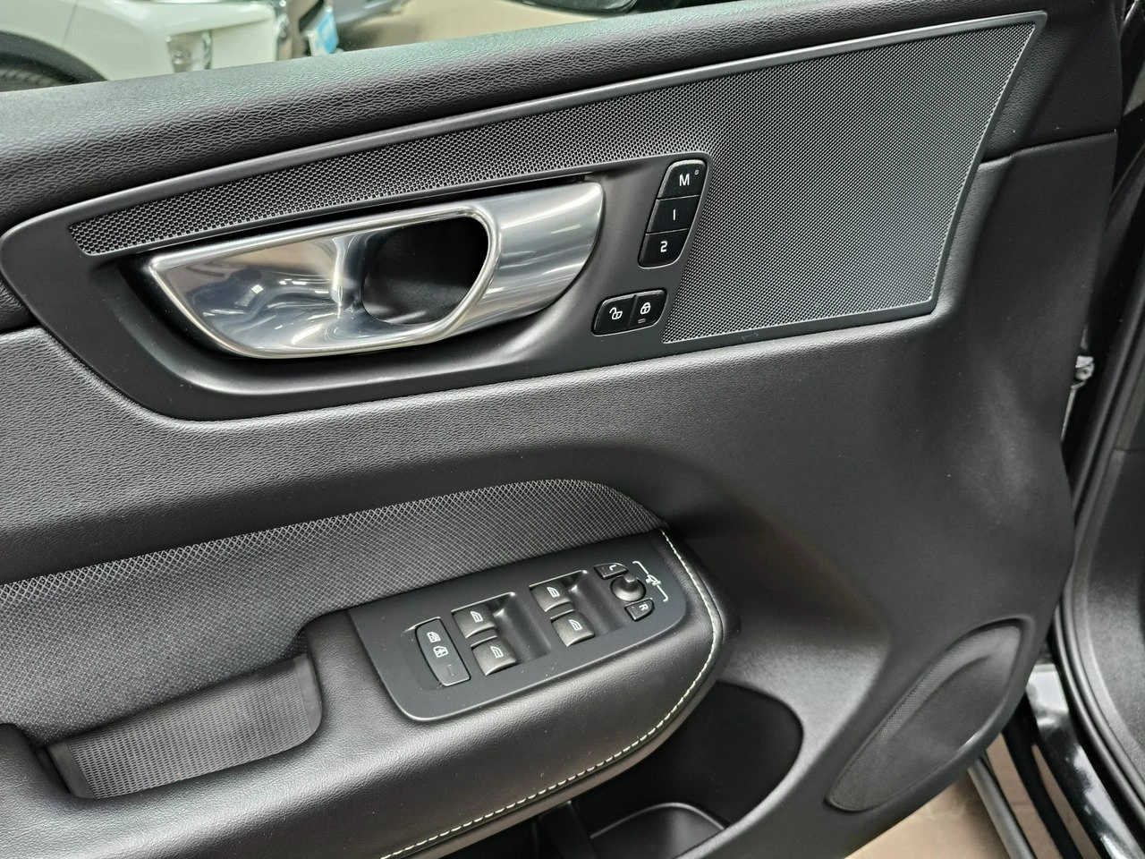 Volvo XC 60 - Zdjęcie 18