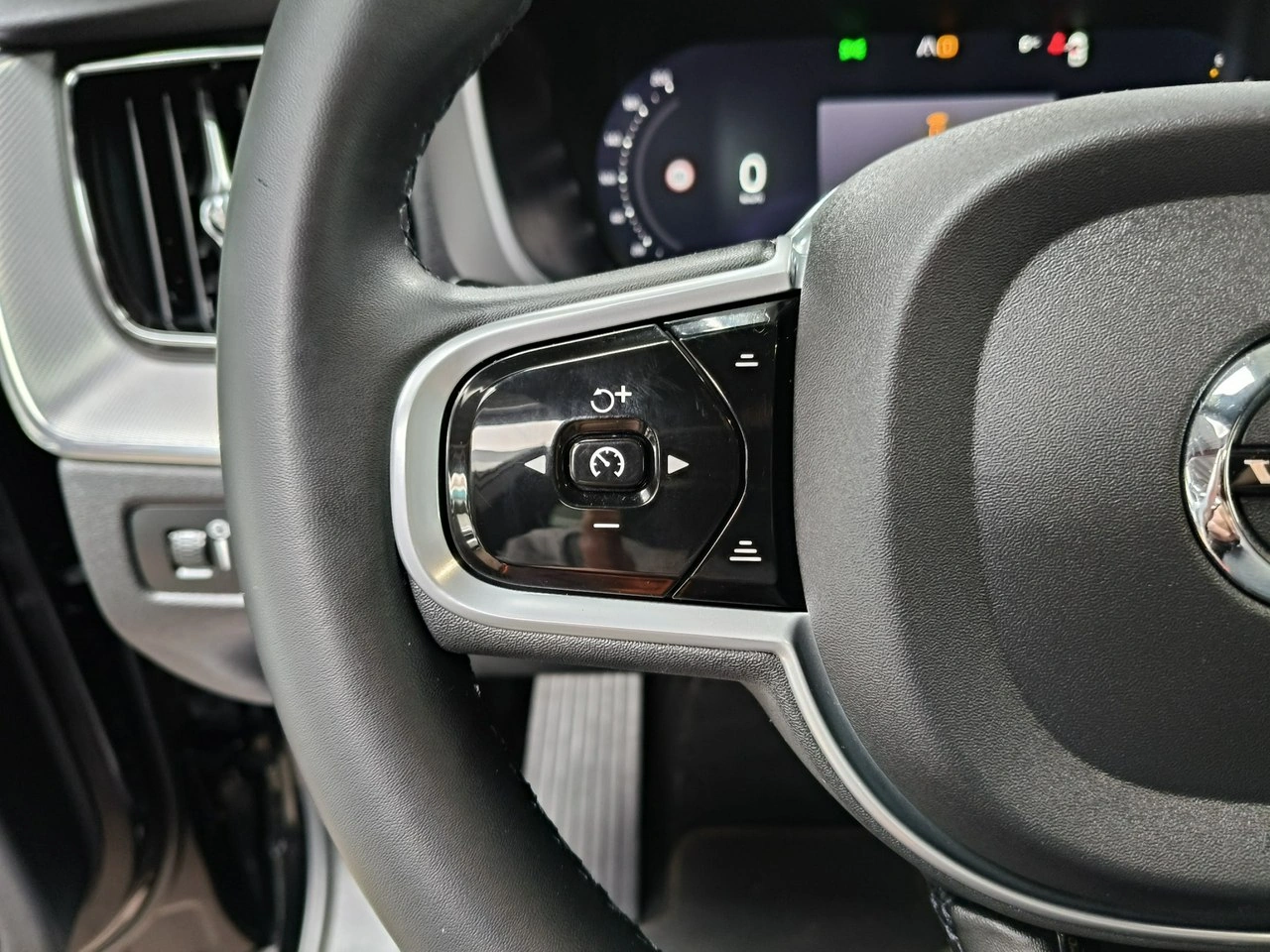 Volvo XC 60 - Zdjęcie 21