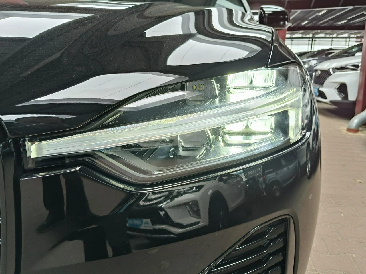 Volvo XC 60 - Zdjęcie 6