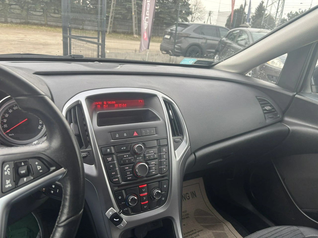 Opel Astra - Zdjęcie 21