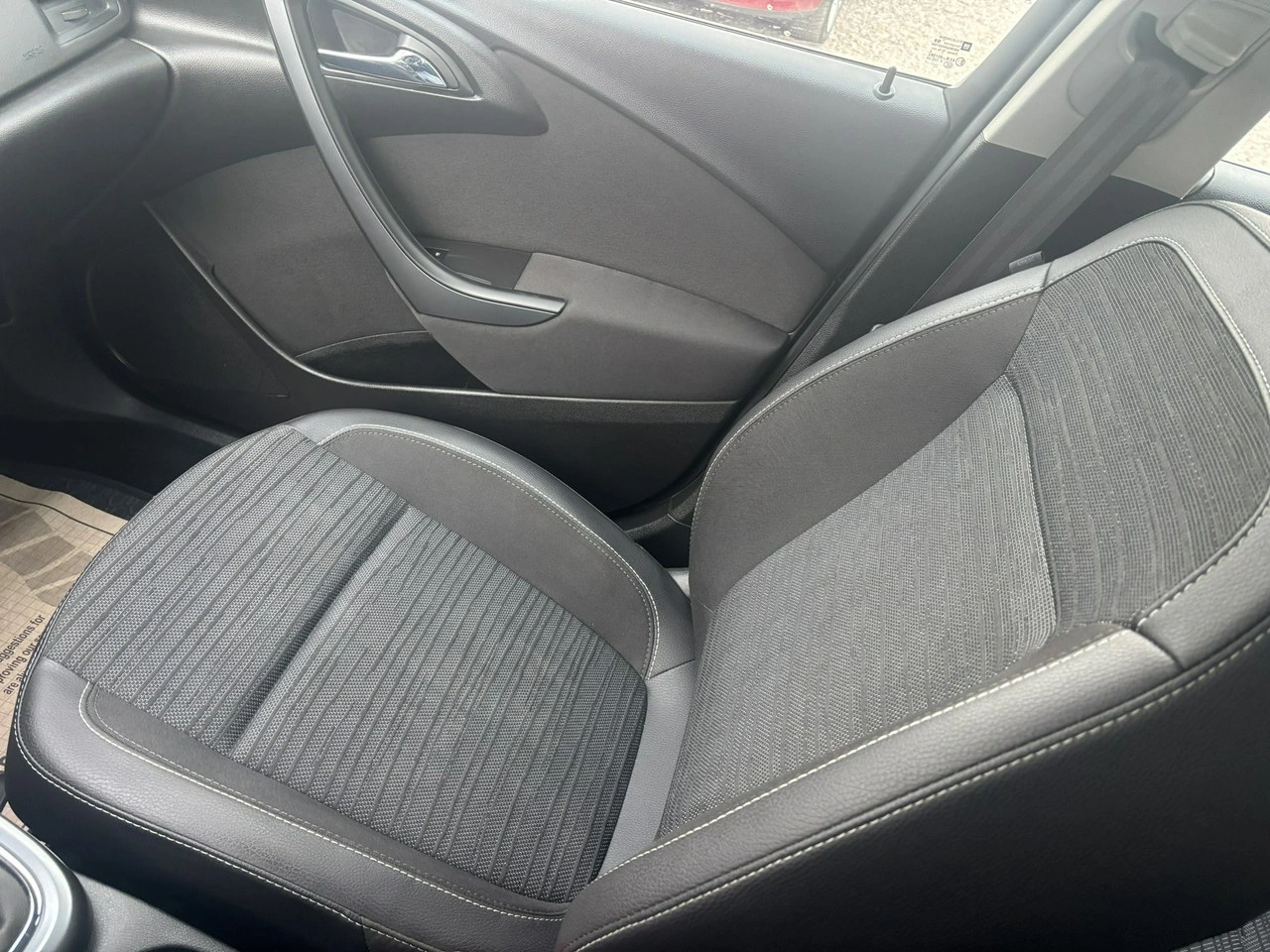 Opel Astra - Zdjęcie 23