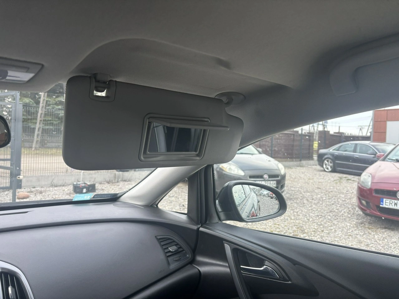 Opel Astra - Zdjęcie 25