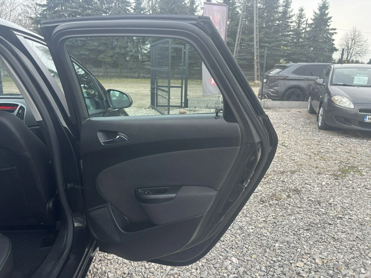 Opel Astra - Zdjęcie 30