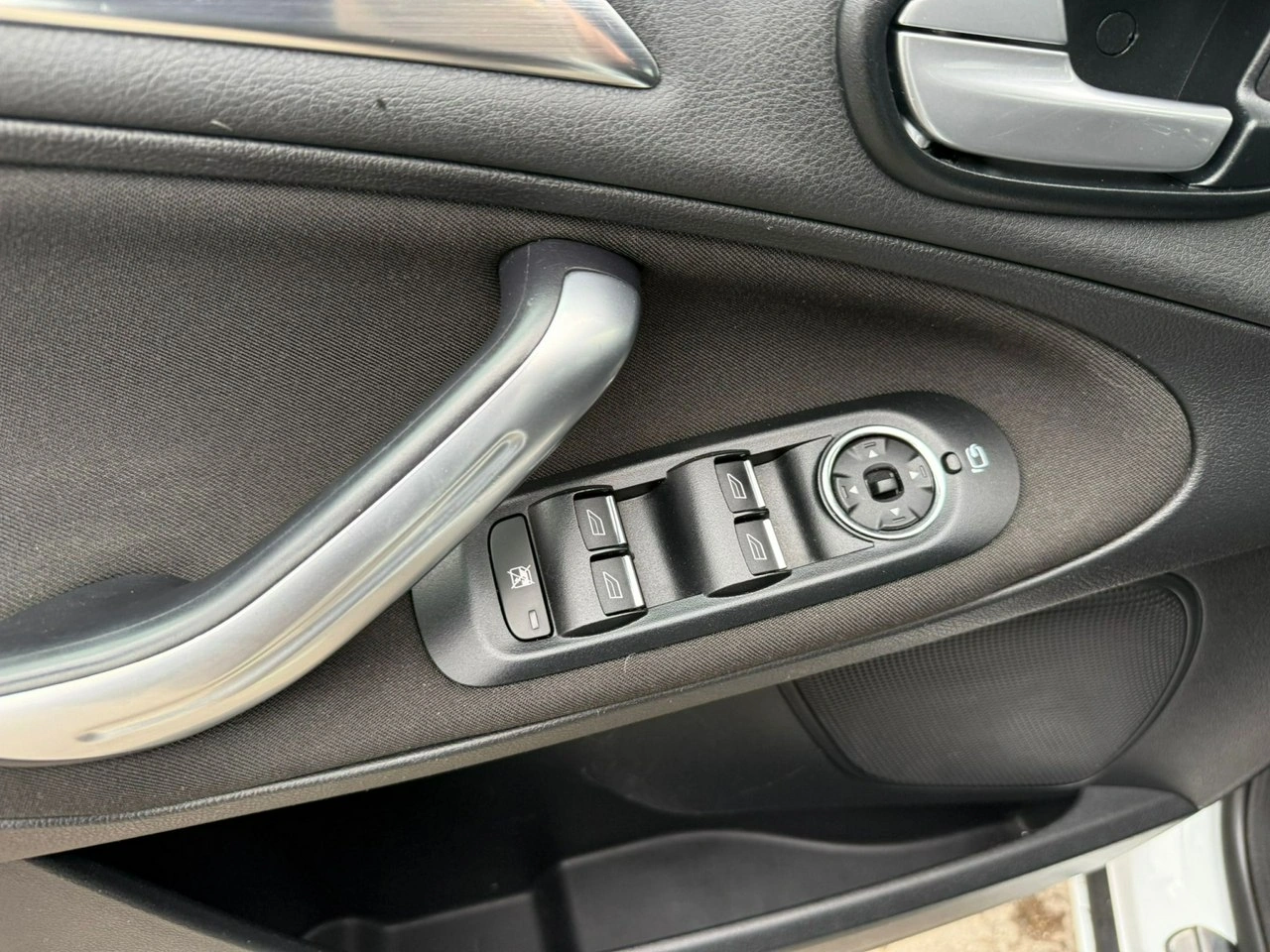 Ford S-Max - Zdjęcie 12