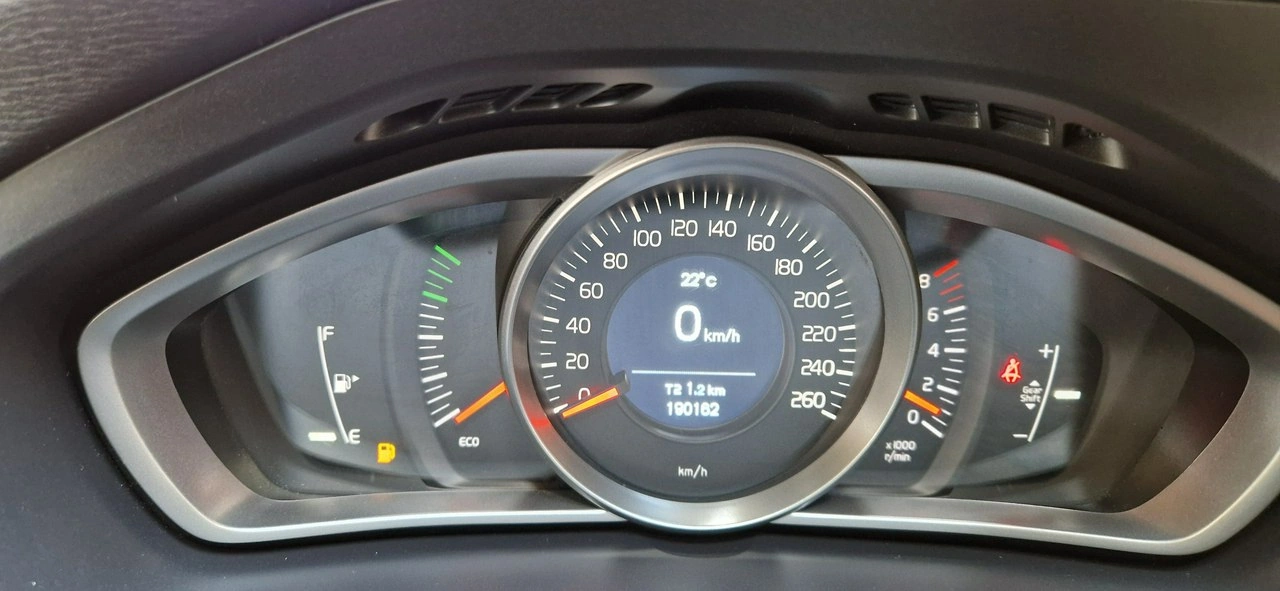 Volvo V40 - Zdjęcie 12