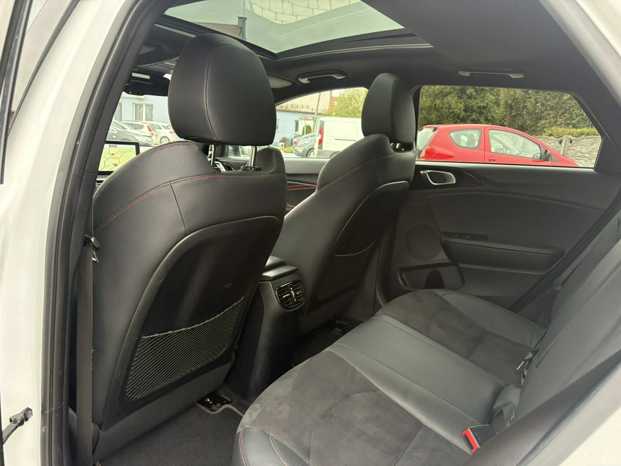 Kia Pro Cee'd - Zdjęcie 9