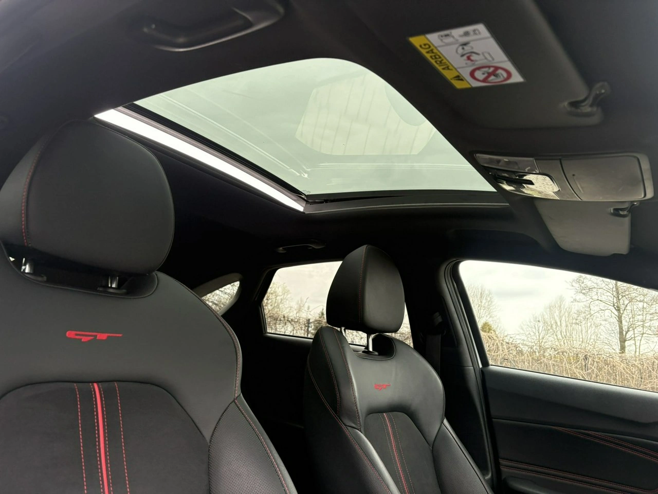 Kia Pro Cee'd - Zdjęcie 17