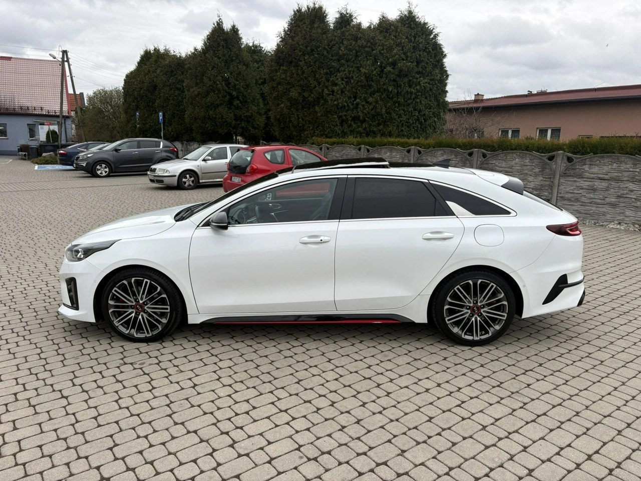 Kia Pro Cee'd - Zdjęcie 3