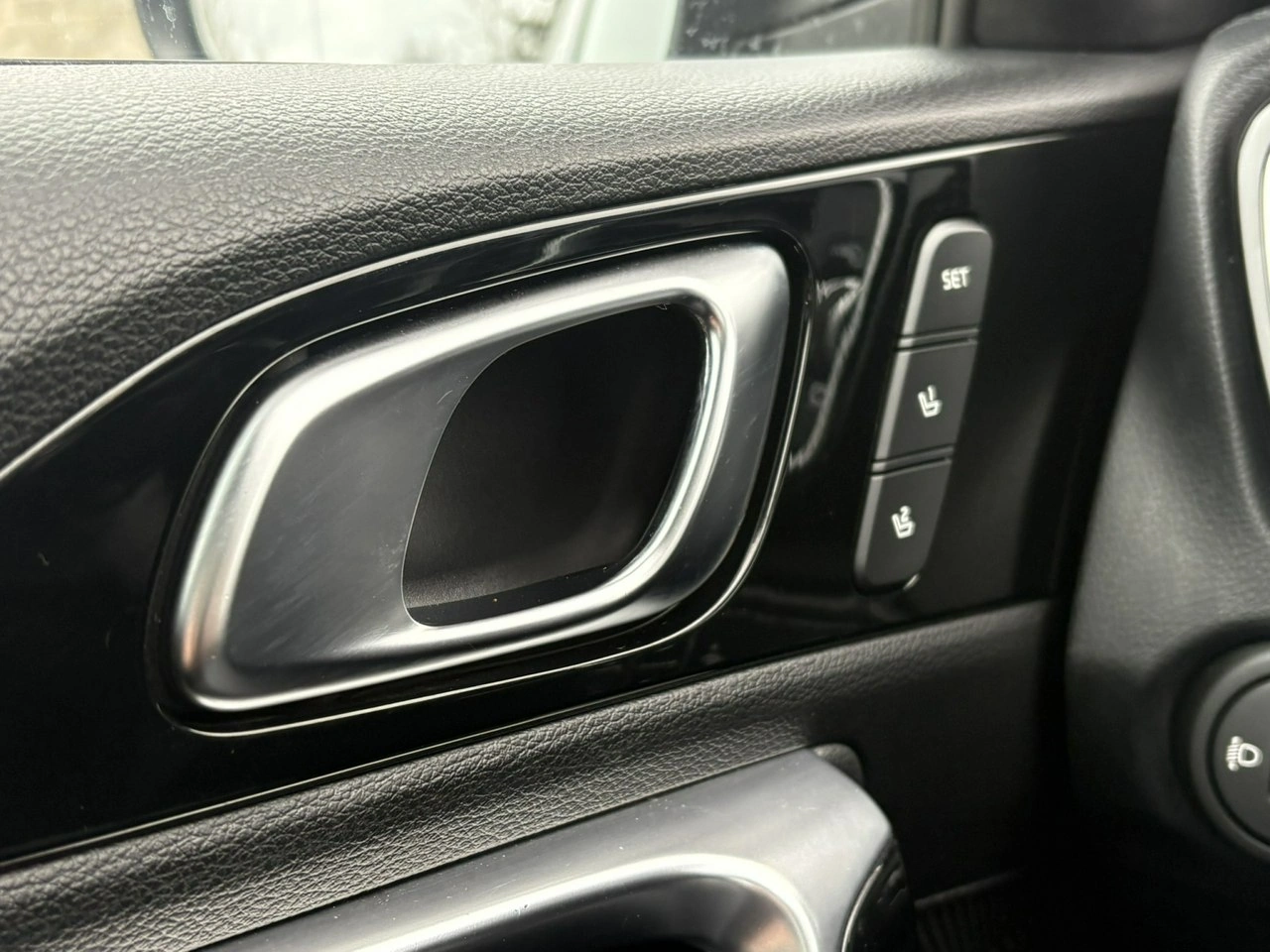 Kia Pro Cee'd - Zdjęcie 30