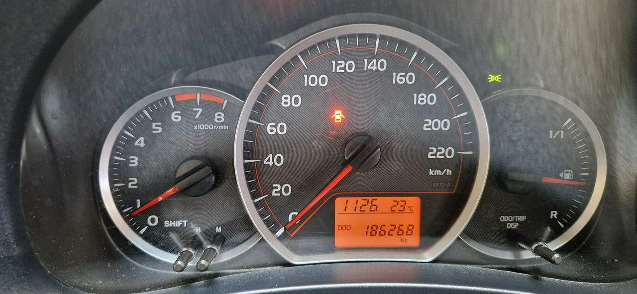 Toyota Yaris - Zdjęcie 12