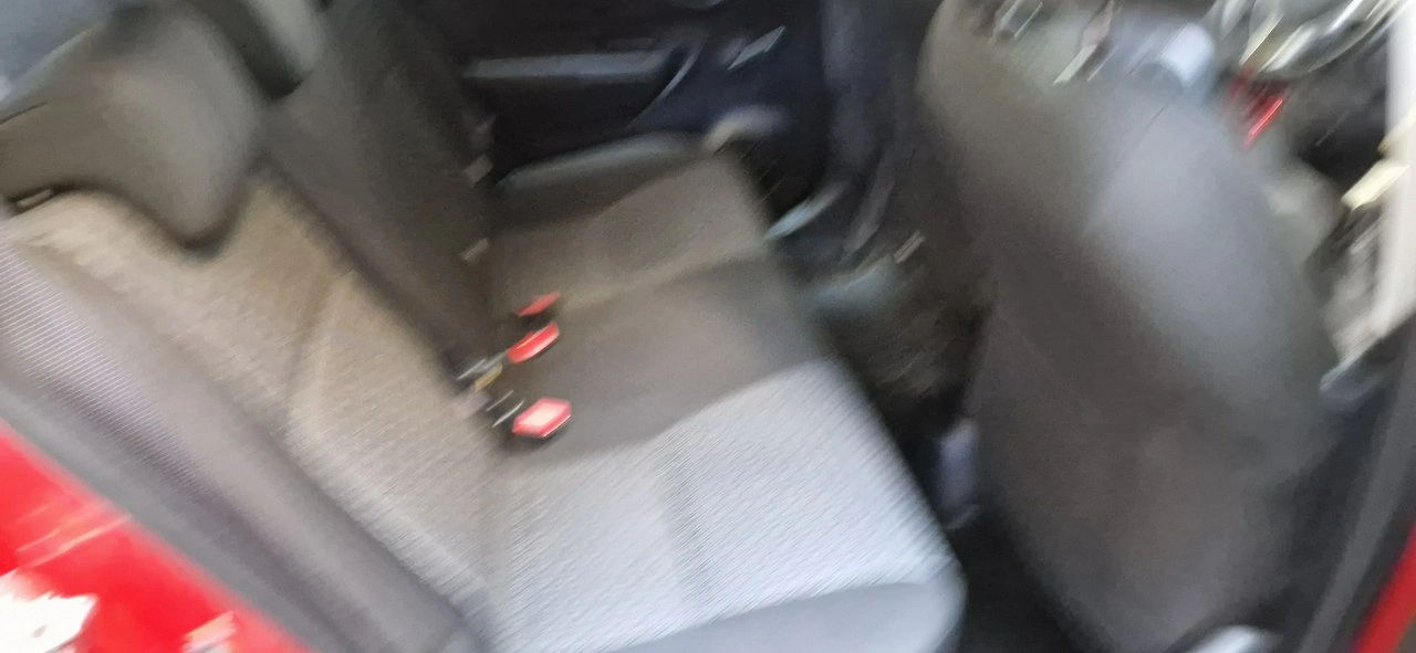 Toyota Yaris - Zdjęcie 19