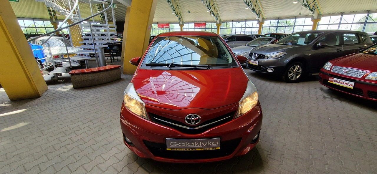 Toyota Yaris - Zdjęcie 3
