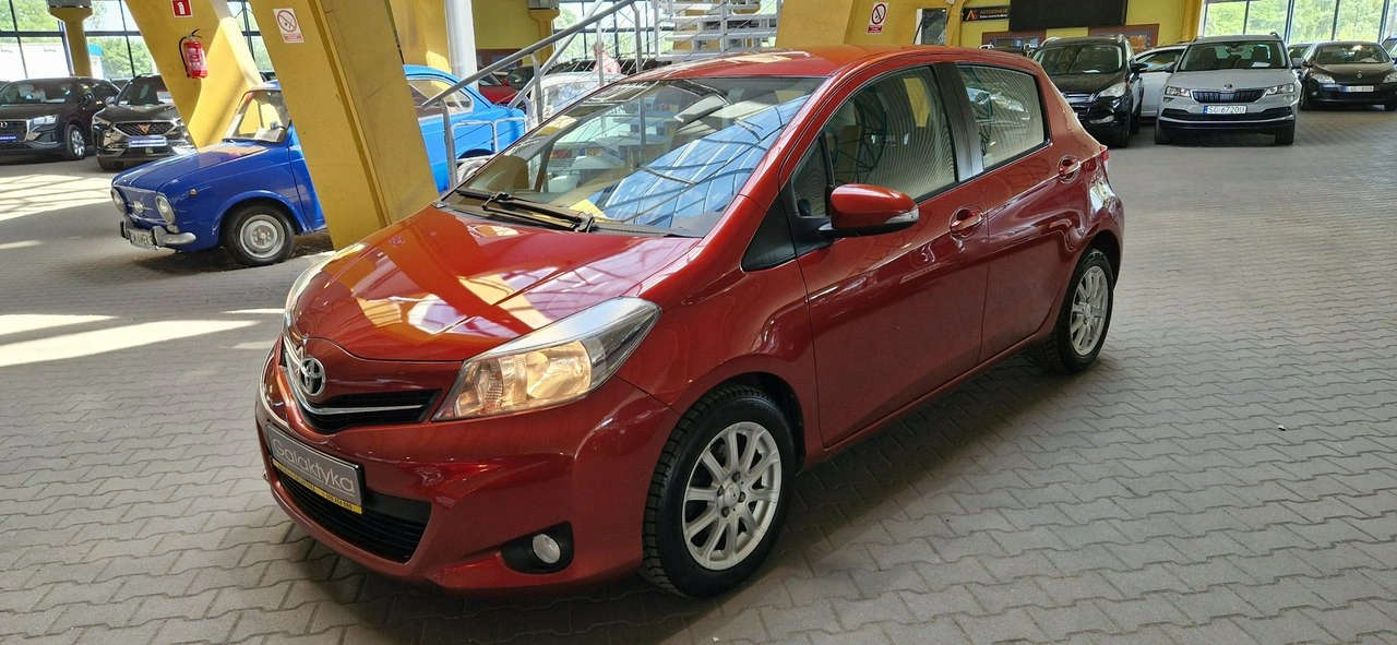 Toyota Yaris - Zdjęcie 4
