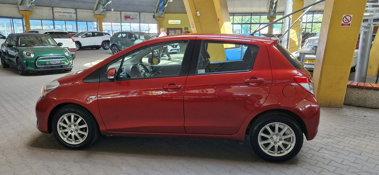 Toyota Yaris - Zdjęcie 5