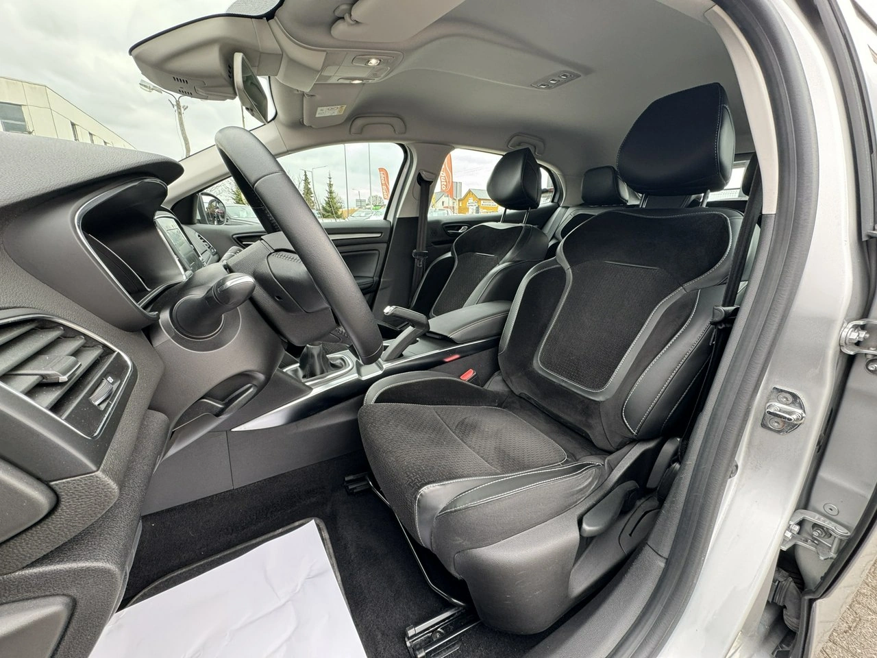 Renault Megane - Zdjęcie 15