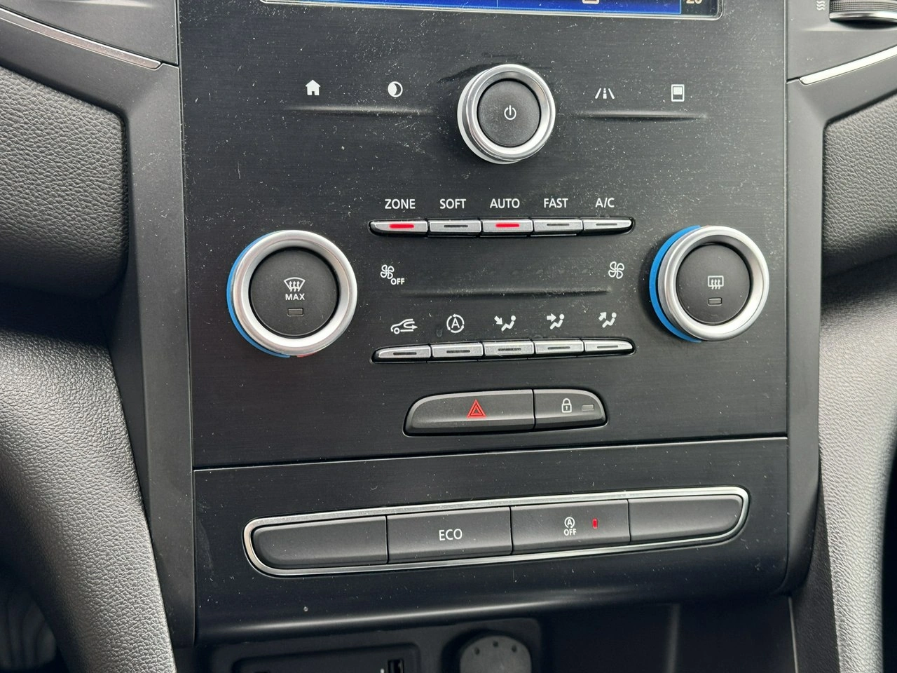 Renault Megane - Zdjęcie 27