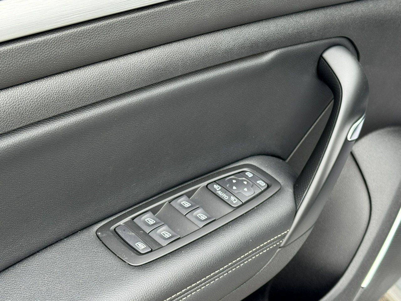 Renault Megane - Zdjęcie 30