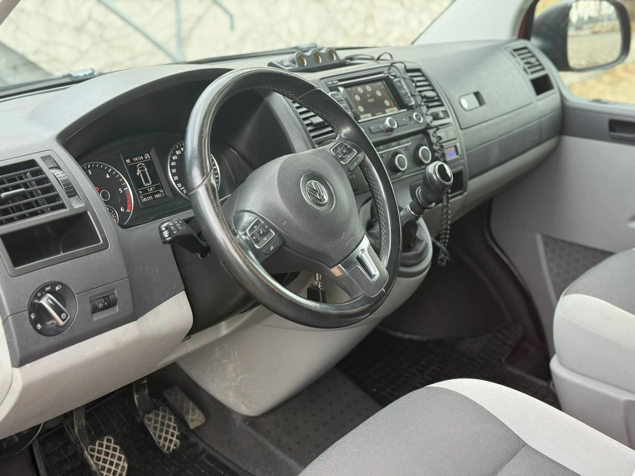 Volkswagen Transporter - Zdjęcie 13