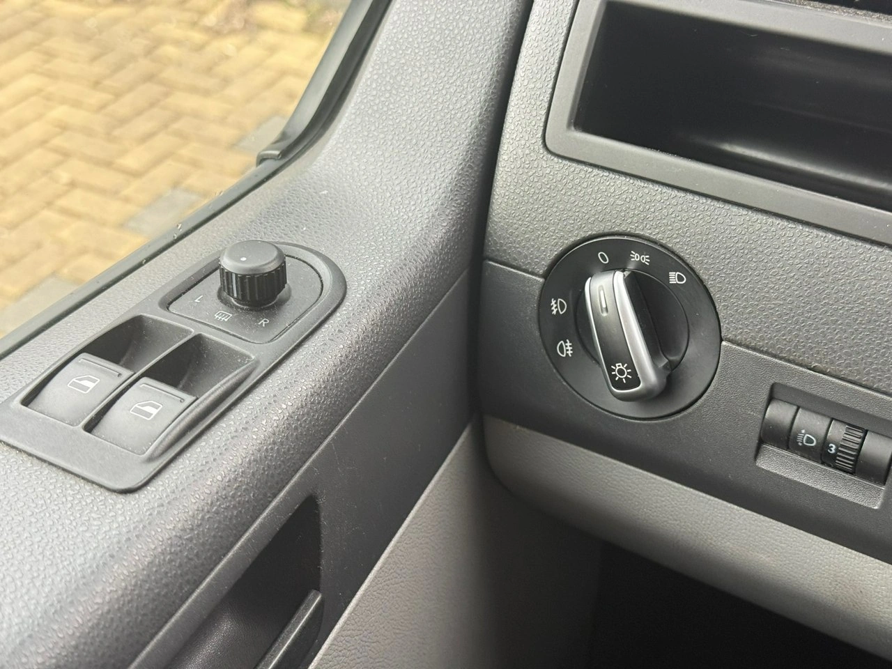 Volkswagen Transporter - Zdjęcie 25