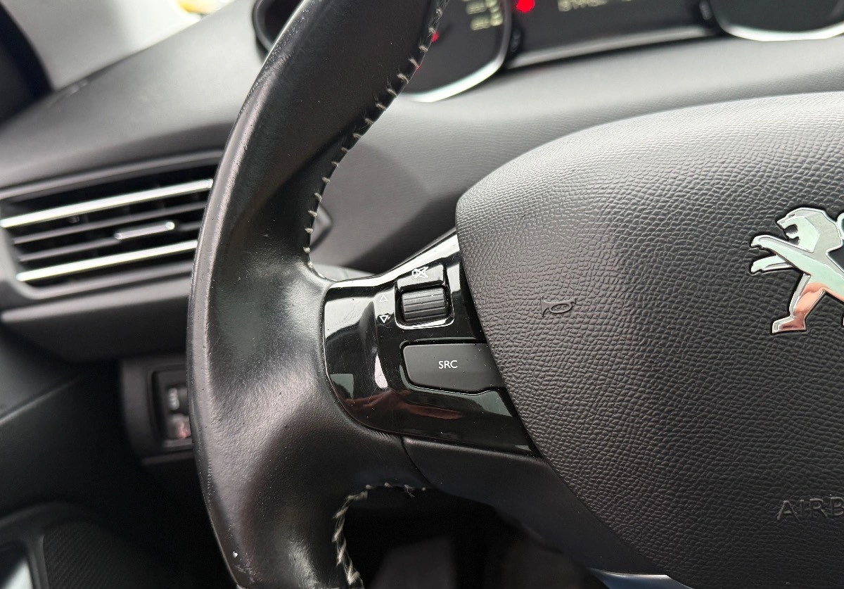 Peugeot 308 - Zdjęcie 25