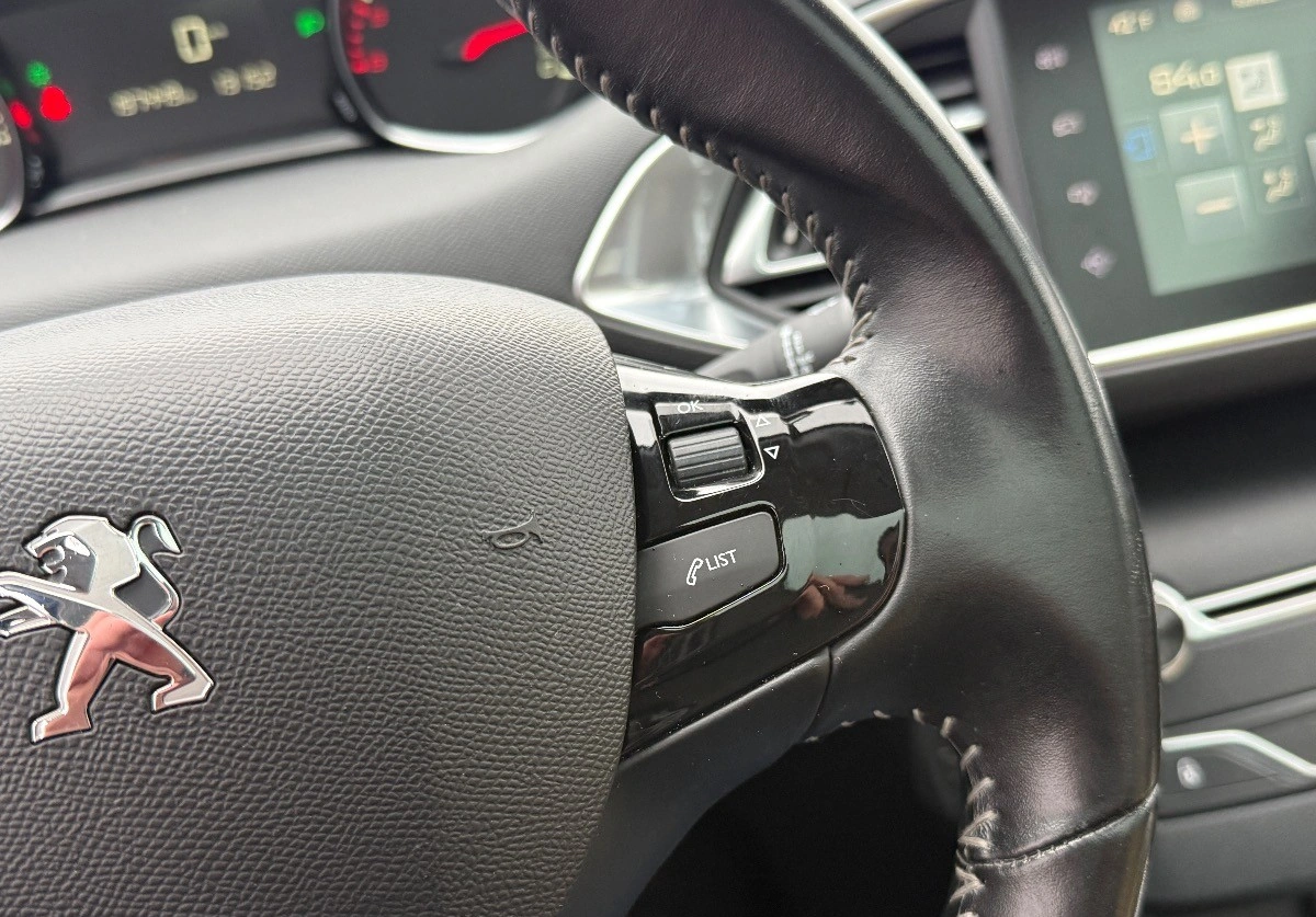 Peugeot 308 - Zdjęcie 26