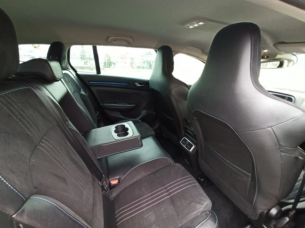 Renault Megane - Zdjęcie 10