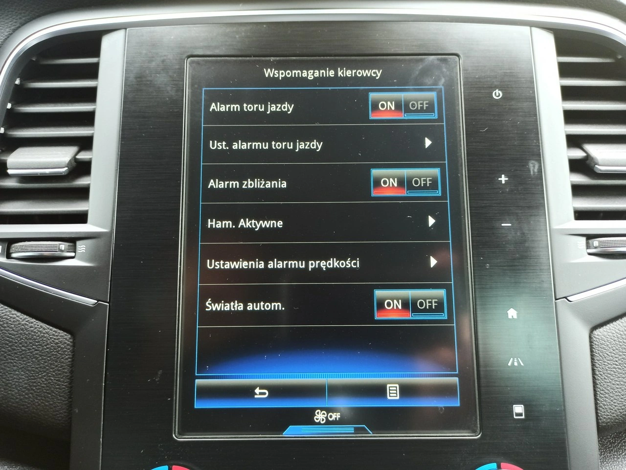 Renault Megane - Zdjęcie 24