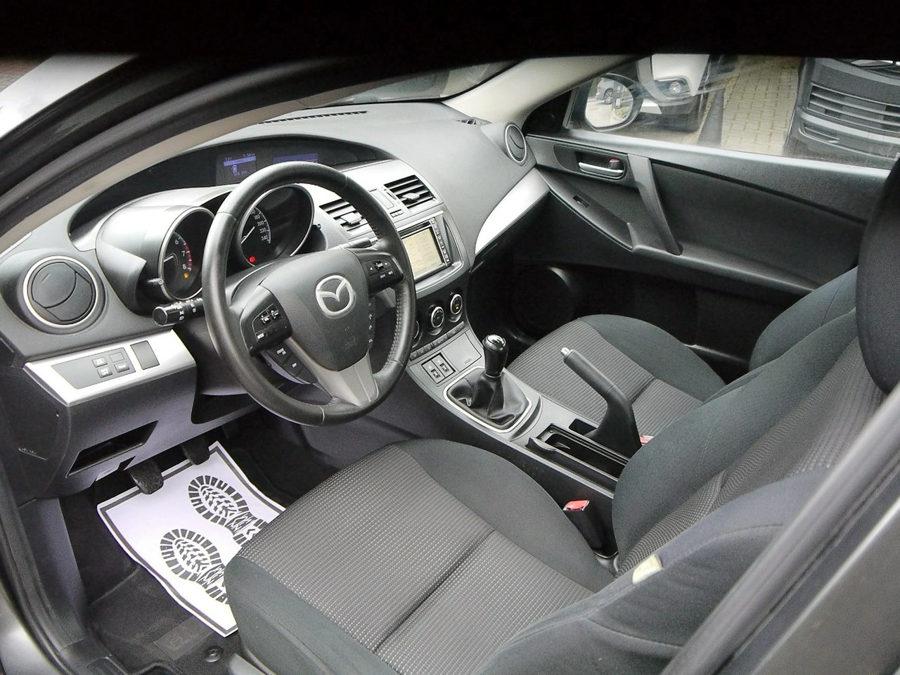 Mazda 3 - Zdjęcie 22