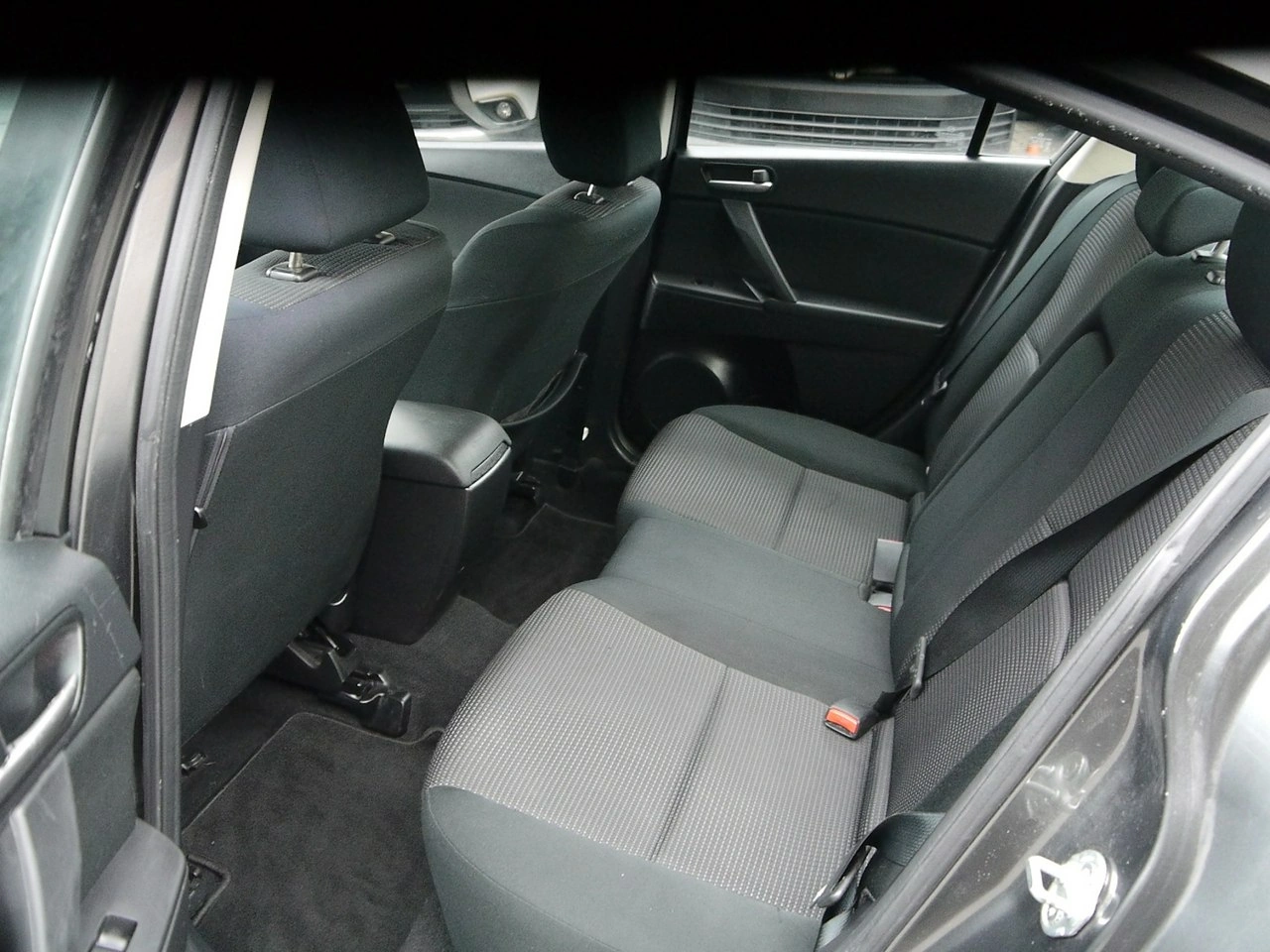 Mazda 3 - Zdjęcie 25