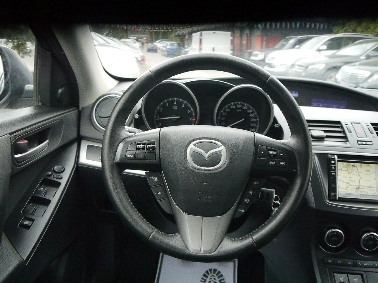 Mazda 3 - Zdjęcie 15