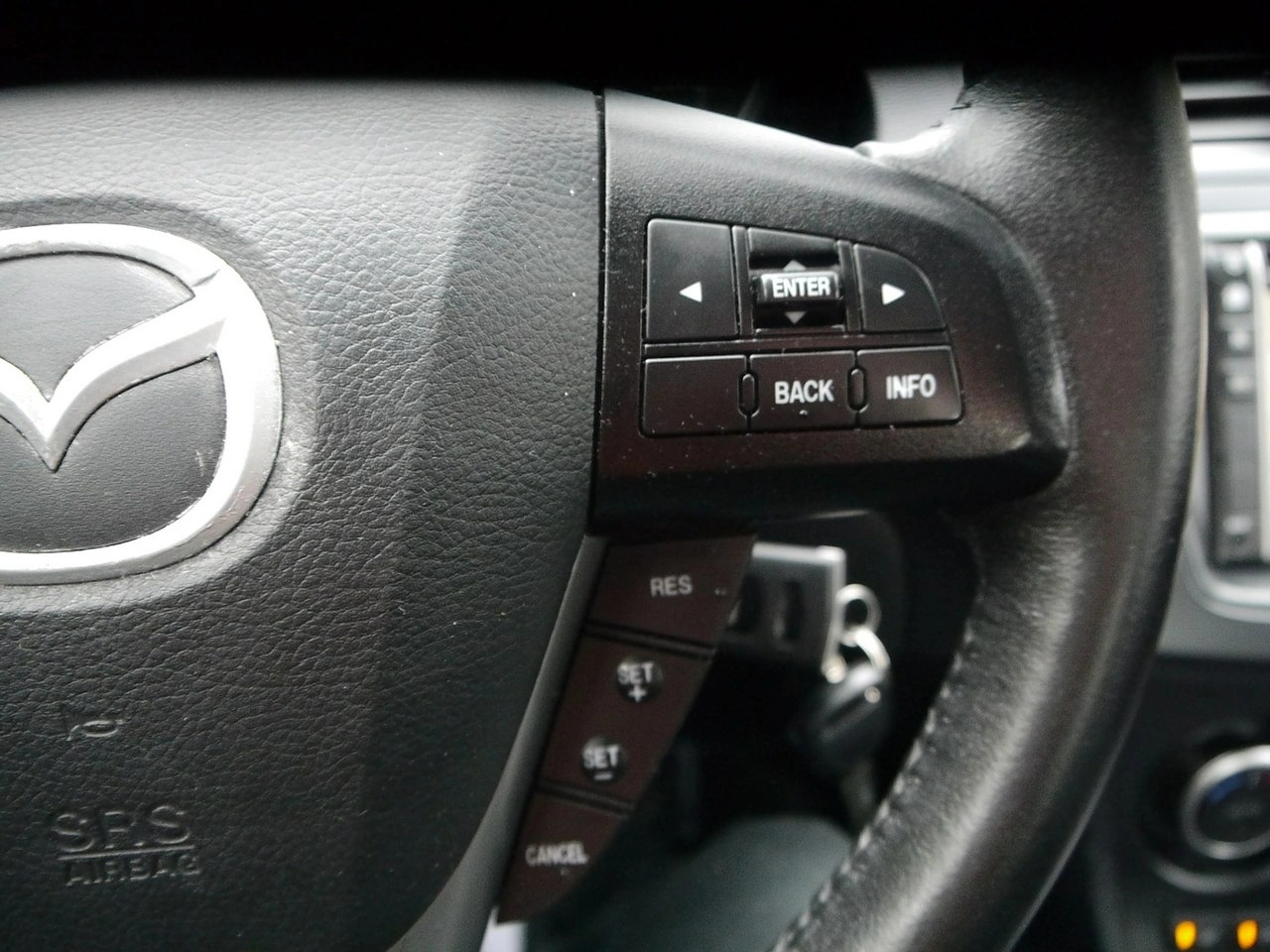 Mazda 3 - Zdjęcie 32