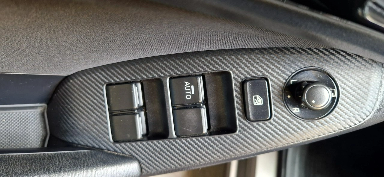 Mazda 3 - Zdjęcie 12